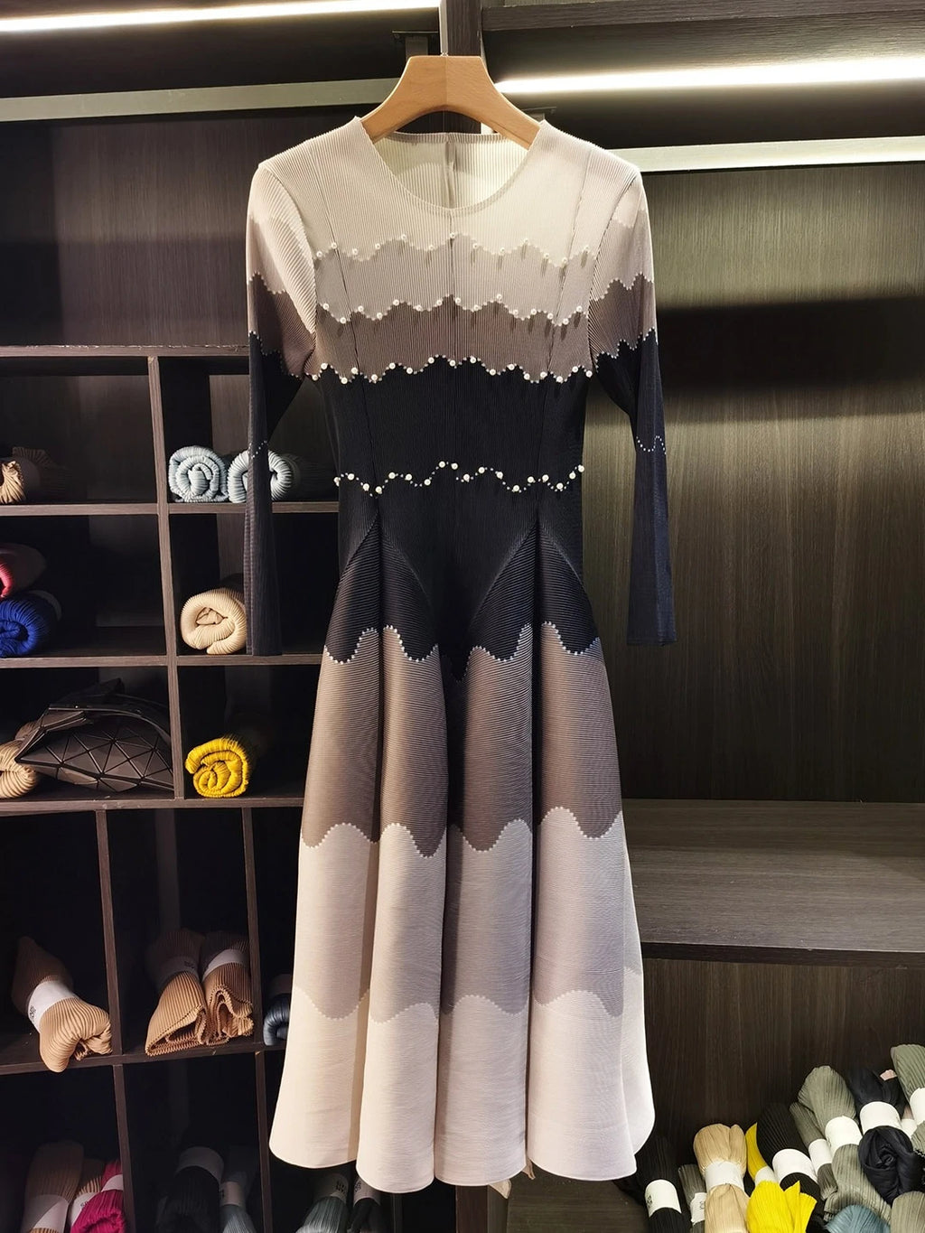 Color Block Beaded Long Sleeve Viral Bouncy Dress